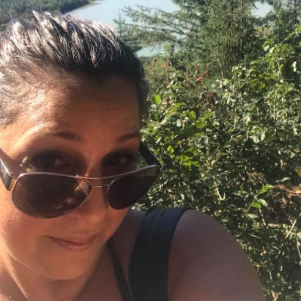 Meet your Posher, Christina